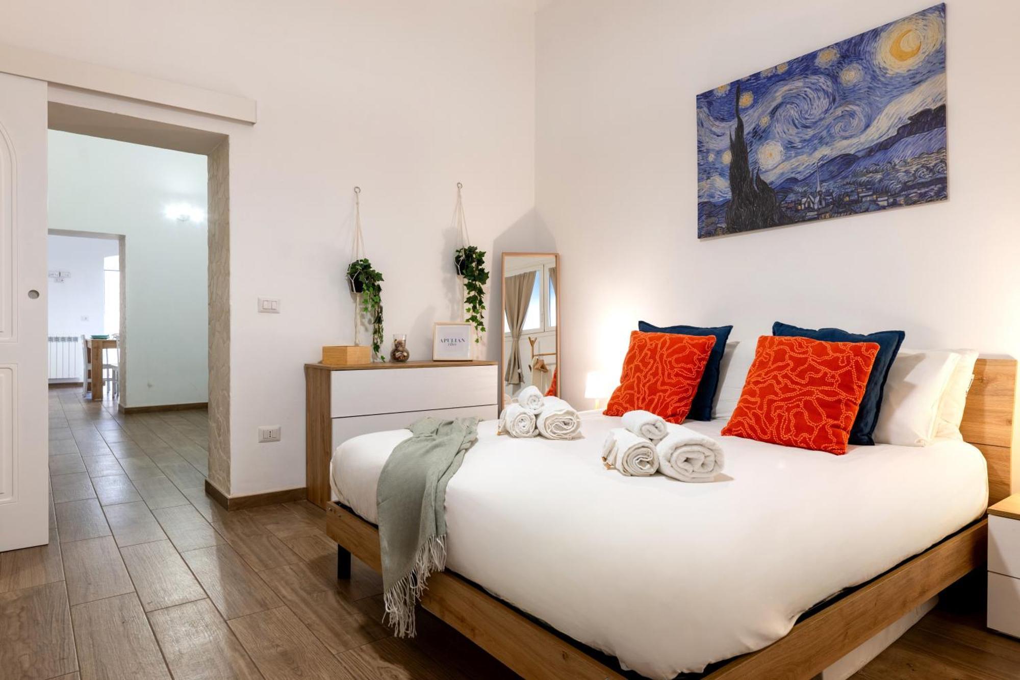 Modern Stone Apartment In The Heart Of Bari Exteriér fotografie